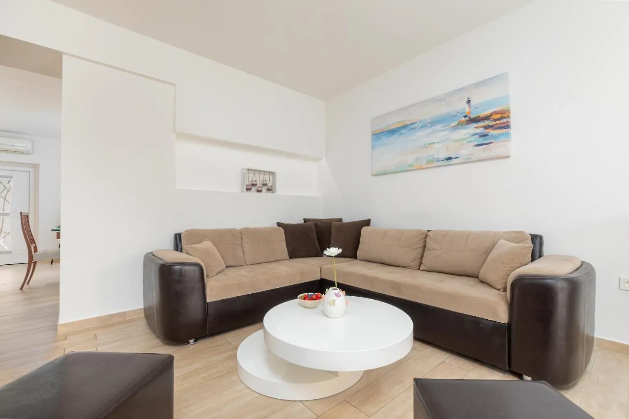 Kuca Lana Apartment Medulin