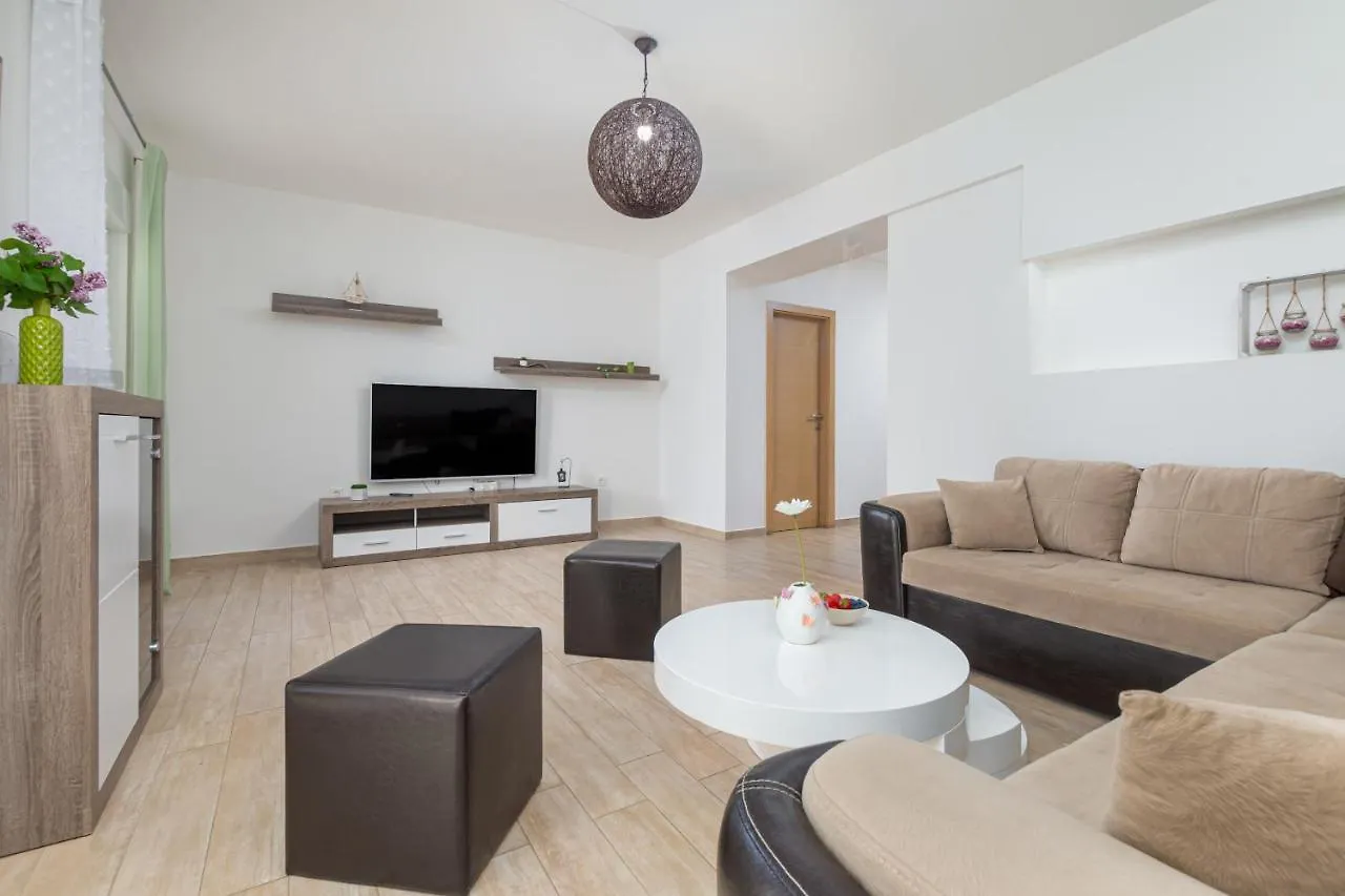 Kuca Lana Apartment Medulin