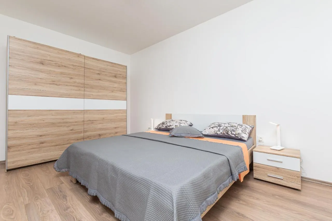 Kuca Lana Apartment Medulin
