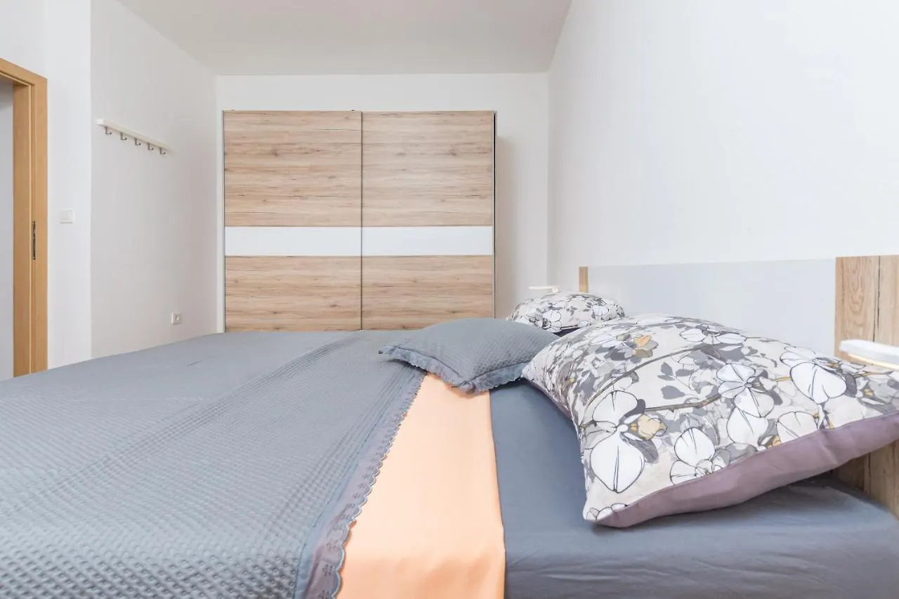 Kuca Lana Apartment Medulin